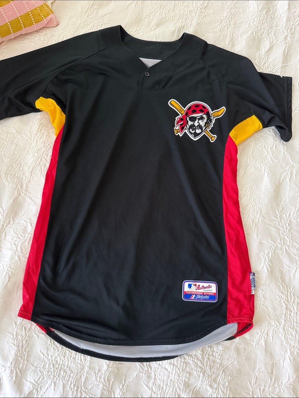 Pittsburgh pirates MLB like new size 44